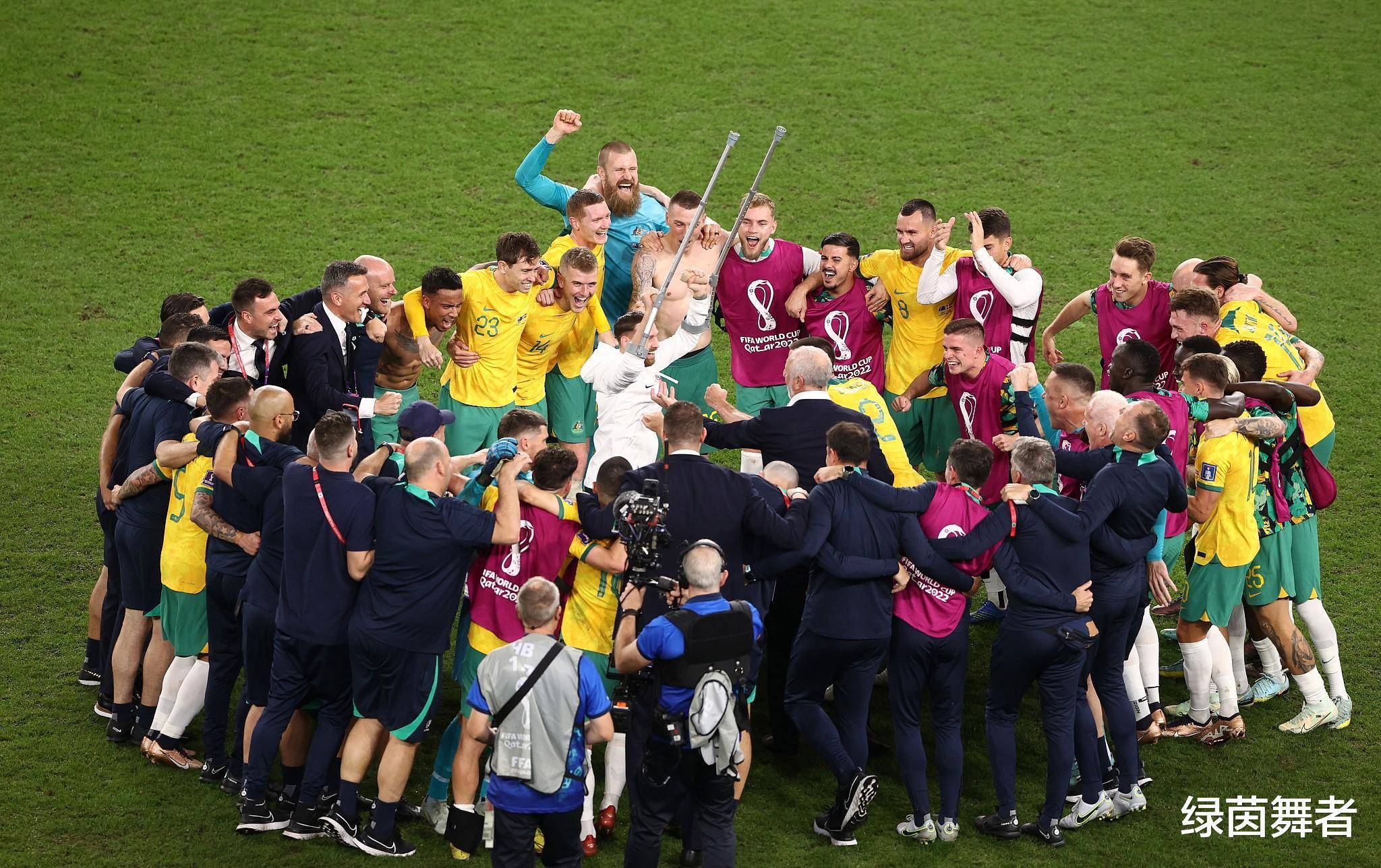 法国队力克韩国队，波尔刷新纪录