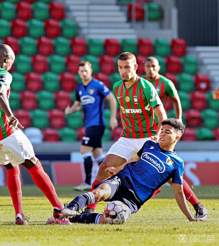 法国队力克韩国队，波尔刷新纪录