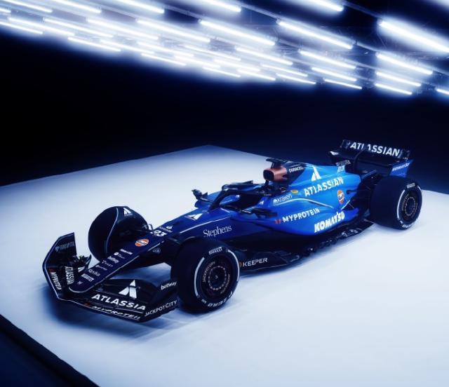 红牛二队鏖战索伯车队，阿隆索惊艳四座