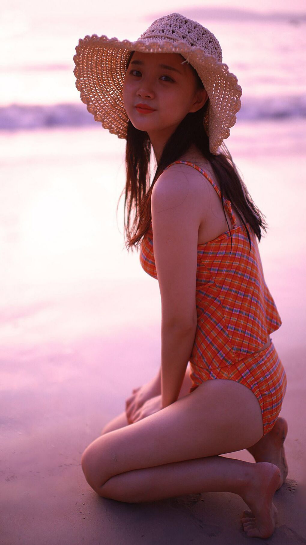 平行宇宙的防守艺术，当玻利维亚铁链缚住大黄蜂，阿坎吉在篮球场施魔法