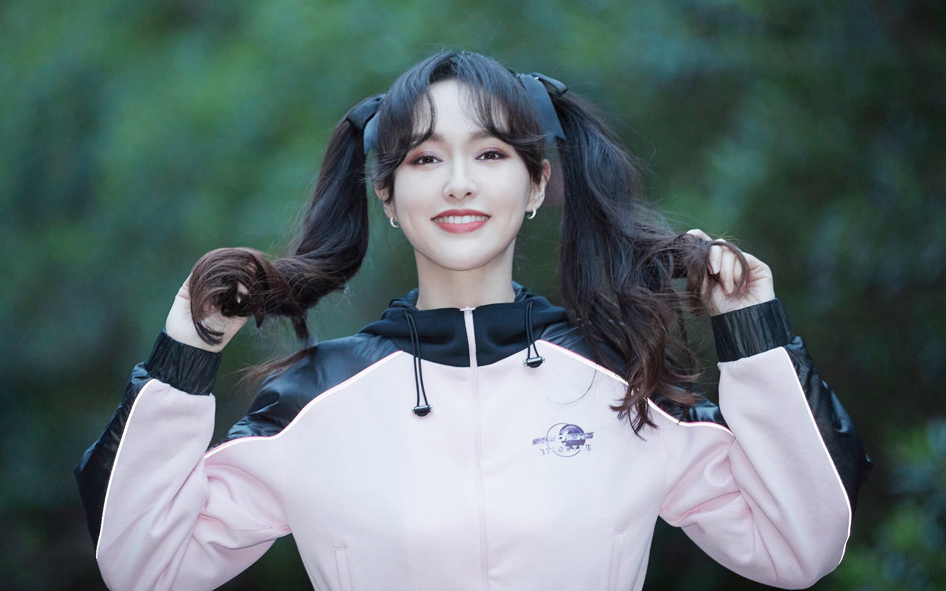 当杰伦格林穿上紫金战袍，一场关公战秦琼式的篮球幻想盛宴