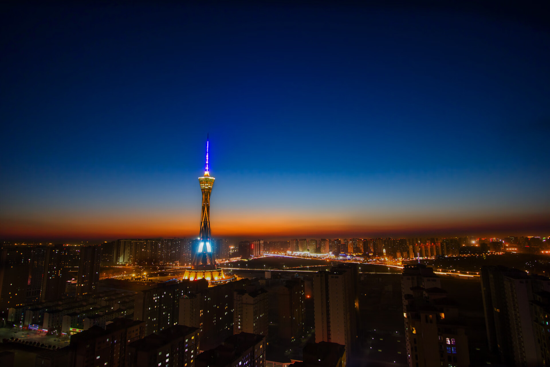 冰与火之歌，2026世界杯F组，穆西亚拉用一脚非理性传球，让泰国足球的童话在冰岛寒风中永生