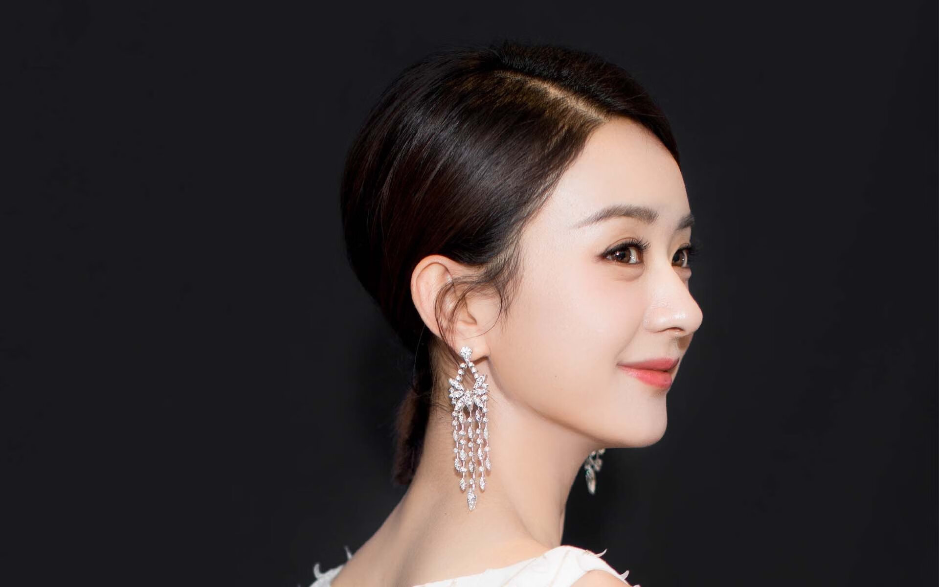 攻守如潮水，努涅斯领衔瑞士风暴—美加墨世界杯焦点战，瑞士大胜尼日利亚的战术与激情